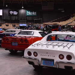 04a-motorama-car-show